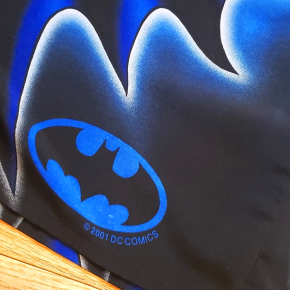 Y2K DC Comics 2001 Batman Shirt - Picture 4 of 10